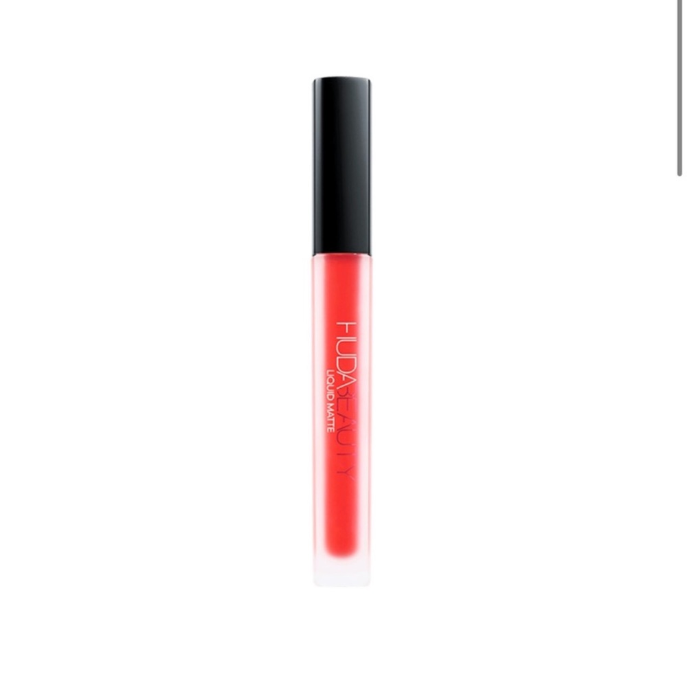 HUDA BEAUTY-Liquid Matte Lipstick in Alluring